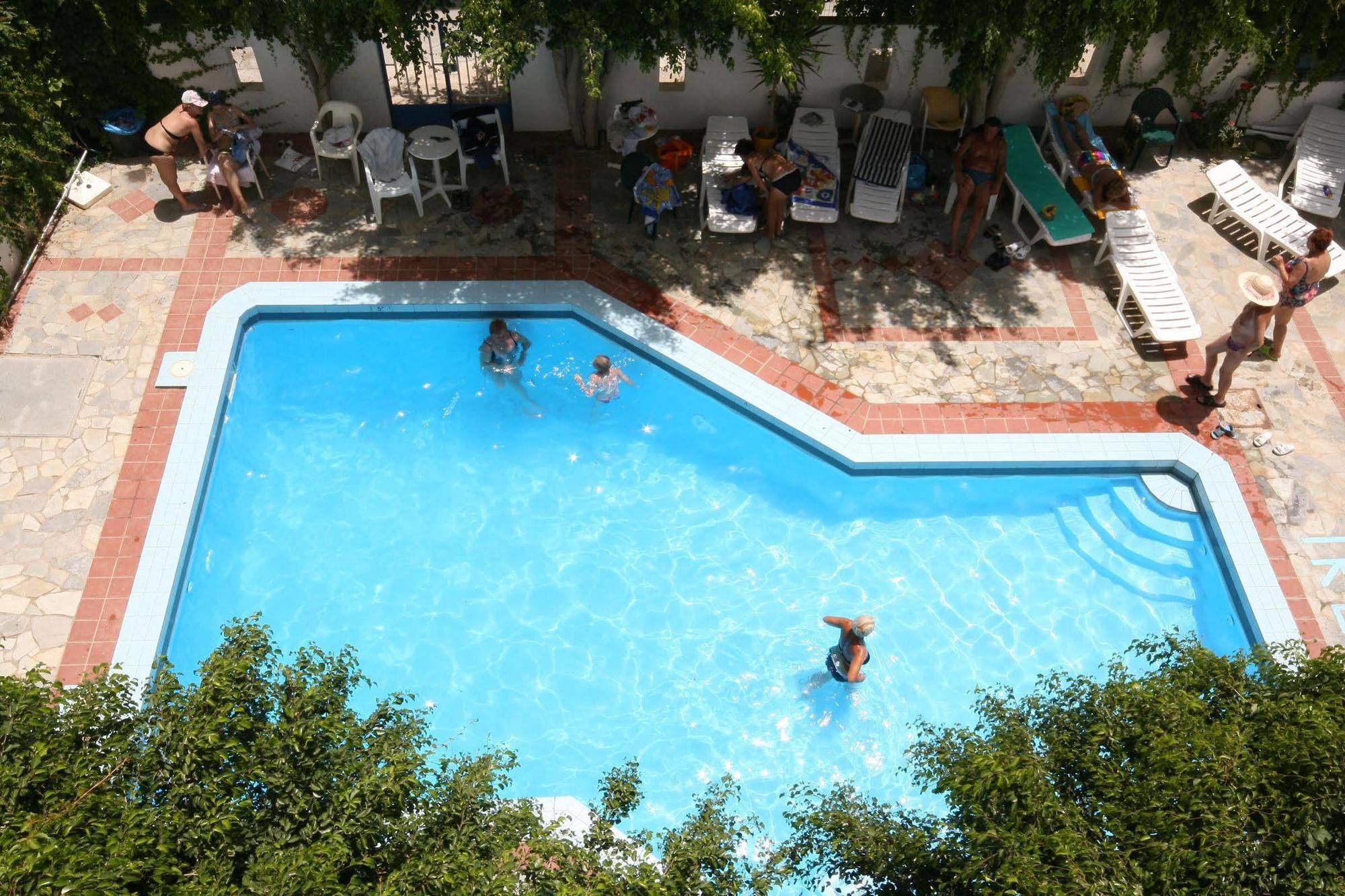 Hotel Iro Hersonissos  Exterior foto
